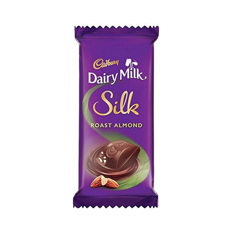 Cadbury Dairy Milk Silk Roast Almond Family Bar 143g